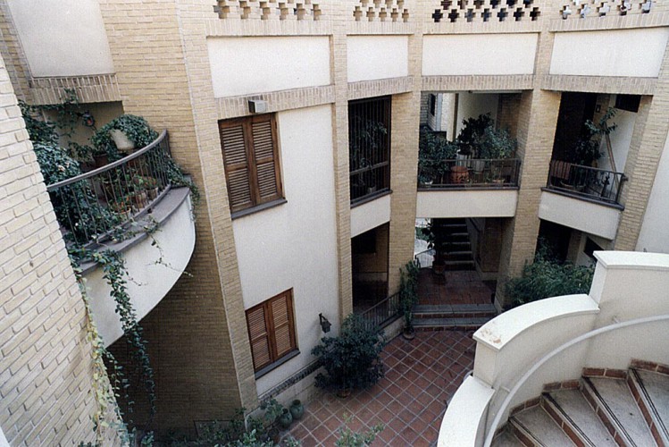 Kamraniyeh residential complex in Tehran by Faramarz Sharifi  14 