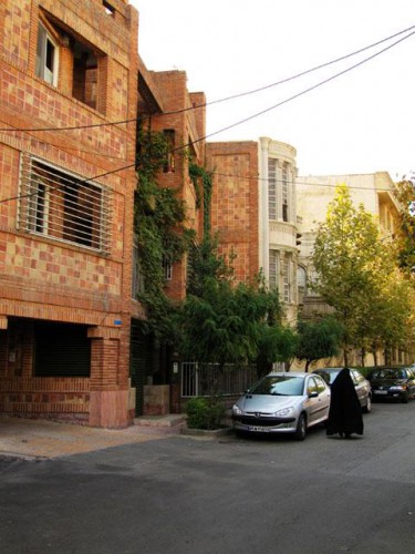 Qeytarieh Apartment House in Tehran by Massoud Afsarmanesh  7 