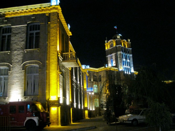 Tabriz Municipality Palace  night   2 