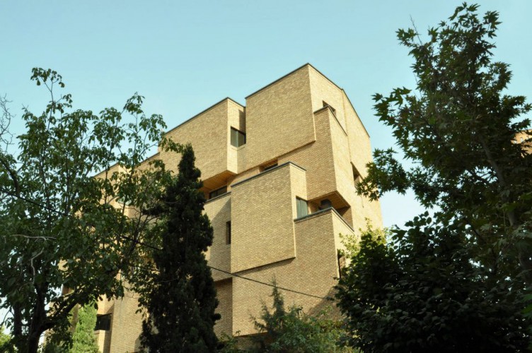 Kashanak Residential Building in Iran by EBA M   1 