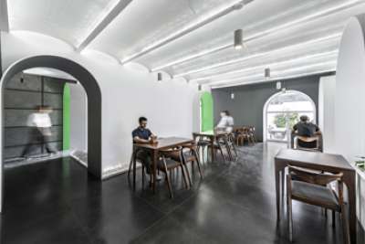 Character Café &amp; Gallery in Mehrshahr | Architecture of Iran