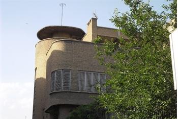 A house in Tehran by Russian Architect